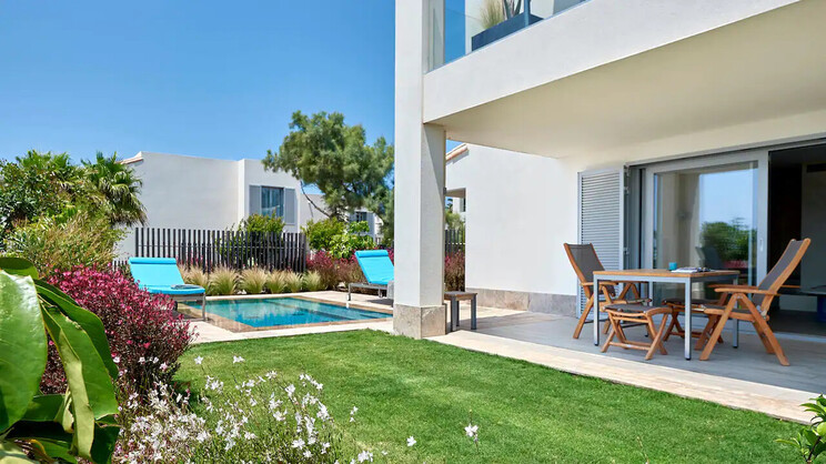  Garden Pool Suite Deluxe